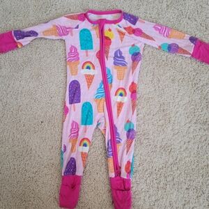 EUC Little sleepies 3-6 month pjs